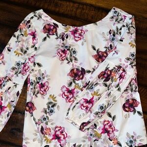 WHBM Cotton Floral blouse, size 8,